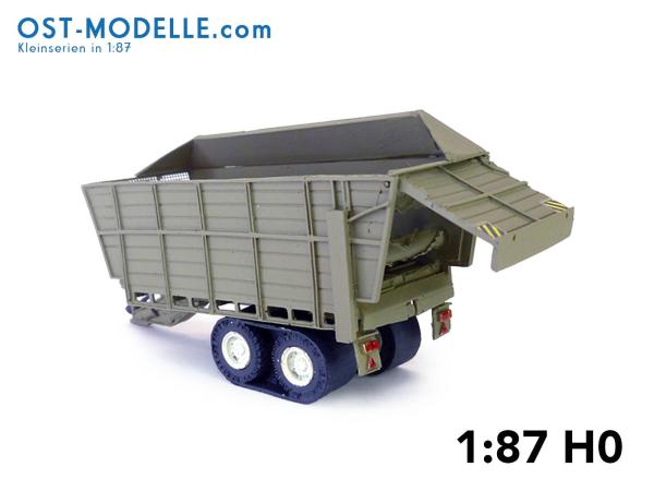 Fortschritt HTS90.04 T088 Schwerguthäckselaufbau F997 - mit Gleisbandfahrwerk siena weiß